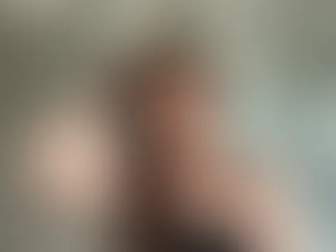 Willst du wissen was ich unanständiges unter der Dusche getrieben habe .. ? 🥵🔥