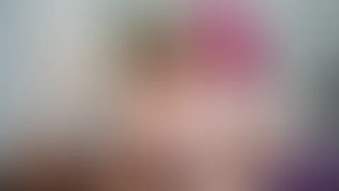 Würdest du uns auch gerne auf die Titten spritzen?😍💦