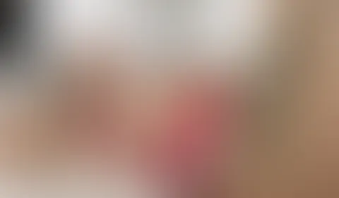 Kennt ihr schon dieses heisse Video von mir? Die Premiere meiner F**kmaschine ;)