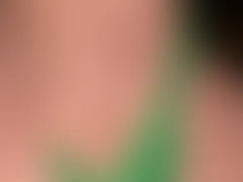 Gefesselt am Stuhl im Schlafzimmer 🥺