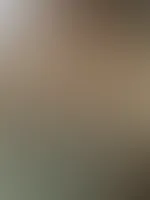 Na kommst du mit ins Bett?