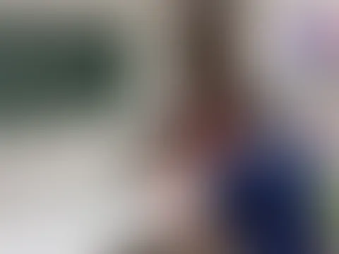 Ist das nicht verboten?! Nachhilfe für JUNGF**KER im Klassenraum!