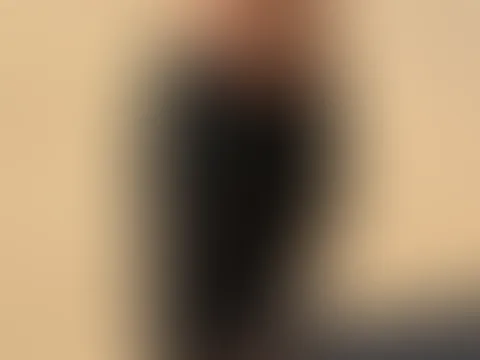 Ich habe einen Sandengel für dich gemacht 😏 nackt!! Das war so heiß 🥵🤤 und vll sieht man einmal kurz mein Gesicht 😏 ungeplant aber viel Spaß dabei.