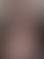 Deine fatmilf im heißen Lack Outfit mit Dildospielen