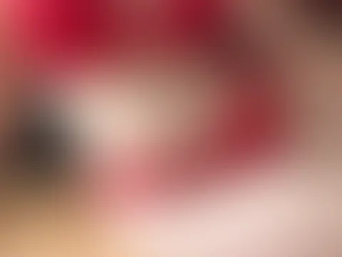 Setz dich zu mir, ich warte in meinem roten Dessous auf dich