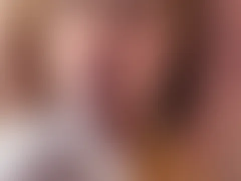 she has me under control 🤤