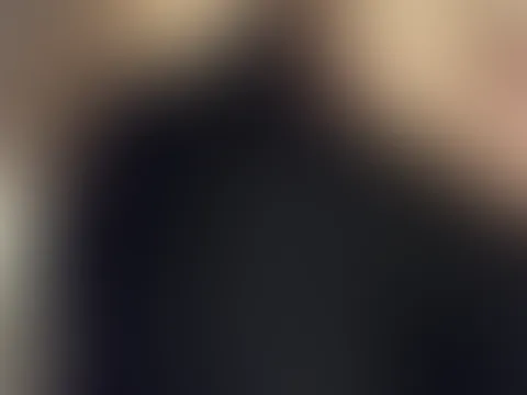 Gefällt dir wie ich mich für dich ausziehe?😍💦