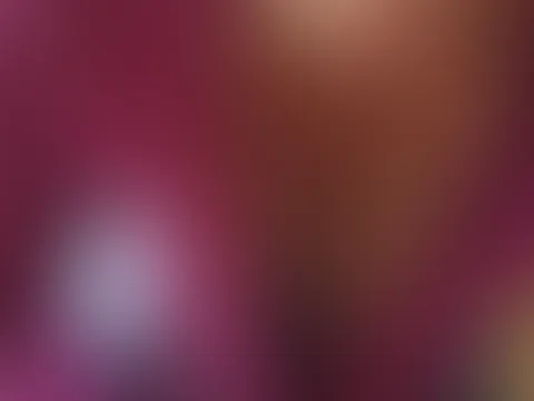 Ohne Klamotten im geilen Push Up Bikini 👙 präsentiert