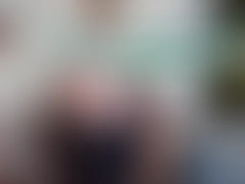 Versaute Modenschau eskaliert! Krasser Lesben-Dreier!