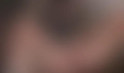 Ich f**ke meinen riesen Galaxy Dildo und f****r mein Arschloch mit 3 FINGERN😲