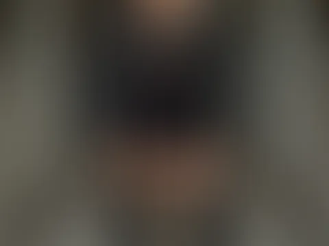 Ich berühr mich gerade... und stell mir vor, es wären deine F****r.“