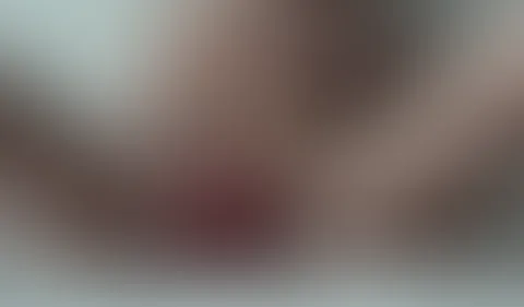 Schau wie weit ich squirten kann :)