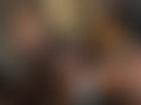 Blondes Teeny macht Dildo Vergleich mit meinem S*****z 🥵