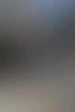 Ich stehe in diesem schwarzem Outfit vor dir ! mein Blick trifft deinen- heiß und unmissverständlich 👠