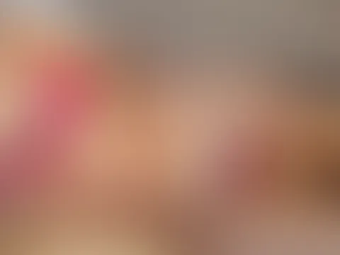 Weihnachten und Neujahr sind so nah... Ich freue mich schon darauf, zu sehen, was du für mich vorbereitet hast... Mein Körper in diesem Anzug ist das Hauptgeschenk für dich... Aber ich muss trotzdem f