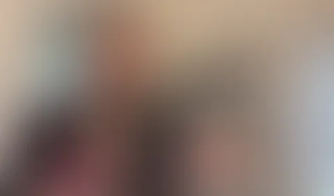 Nora Noxx erklärt: Blind Folded Party und CMNF Hallo zusammen, ich habe ein neues Erklärvideo gemacht und möchte euch zwei besondere Partykonzepte vorstellen, die ich sehr mag. Das eine ist eine Blind