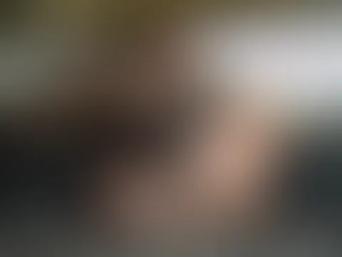 Badeanzug, Nylons, Plug und Lackpumps - Dein Wunsch ist mir Befehl