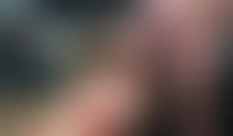ERSTER C*****T!
