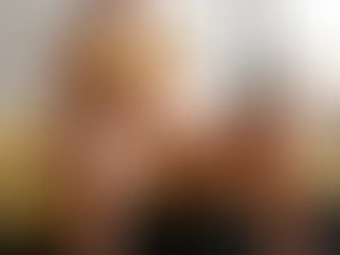 Frühlingsgefühle?! Komm mit mir ins Reich der Gefühle und folge mir! Nächste Woche gibt es die heiße (fully naked) ganze Bilderserie - also nicht verpassen! Ich warte auf DICH 🫦👀