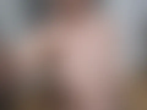 Ein kleiner Moment nur für dich 😘 Nackt, entspannt und ein bisschen ungezogen 🔥