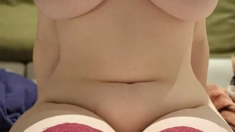P***y pictures & close-ups