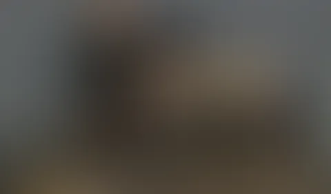 Schwanzlady f**kt deinen A***h
