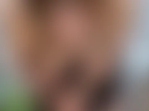 Ganz allein Zuhause und horny! Dildospaß pur.