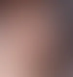 Mein Tag heute: nackt auf der Couch liegen, meinen natürlichen Körper genießen und träumen. 😏 Magst du dir vorstellen, wie ich auf deine Nachrichten reagiere?