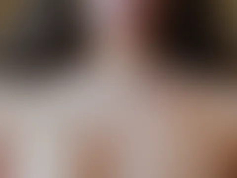 Ich lieb Männer glücklich zu machen und ihnen bisschen Freude...😉 zu bereiten🔥