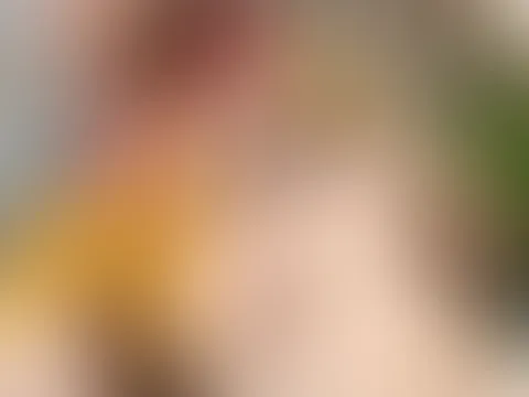 Sonne genießen 🌞🥰 nur du fehlst und dein geiler 🥵🍆 hätte noch ein Stuhl hihi 😘 oder setze mich einfach auf dich 🥵🥰🌞