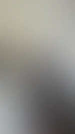 Das das Kleid so kurz ist, liegt nicht an der höhe der Schuhe. Kann man so eigentlich noch vor die Tür gehen?