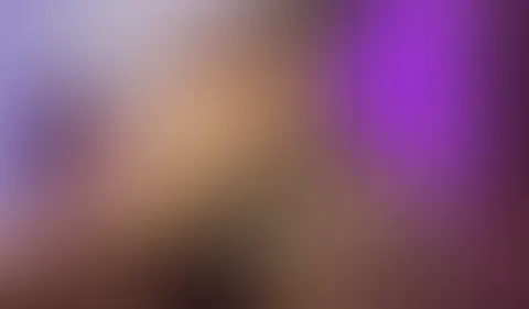 Na Baby đ Ich war ein seeeeehr böses MĂ€dchen gestern Nacht .. findest du nicht auch, dass ich es mal verdient habe, ordentlich den A***h versohlt zu bekommen ? đ Und wie gefĂ€llt dir mein geiles Fötz