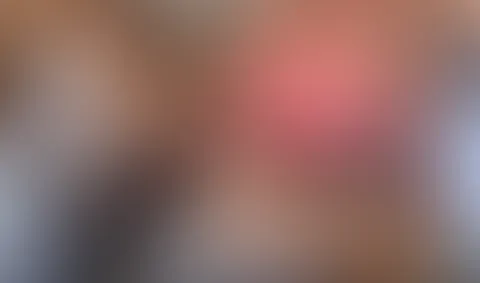 XXL Monster dildo in meiner kleinen engen F***e