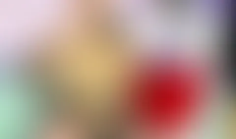 geile milf f**kt sich mit tentakel dildo