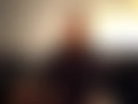 Entjungferung! Users erster Pornodreh! Footjob mit Spermaschleck!