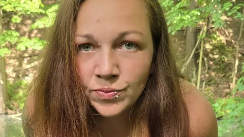Had an amazing orgasm in the woods 🔥🔥💦💦💦