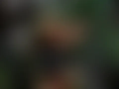 Nackte Tatsachen mit Viviens Landleben beim Kalendershooting