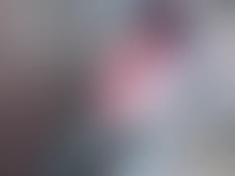 Wenn ich komme, läuft es aus mir. Ich liebe es, wenn Männer das schlucken. Würdest du alles nehmen, was ich dir gebe?