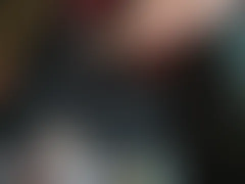 Wilder Leo-Look für unartige Jungs... 😉 Schau mir tief in die Augen und sag mir, ob dir mein Outfit gefällt. Hinter diesem unschuldigen Blick mit Brille verstecken sich jede Menge sündige Gedanken. L