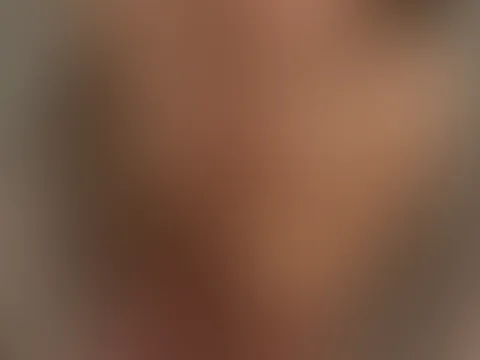 Mhh wie geil er mir in die Fresse p**st in der Badewanne willst du auch?💦💦💦🔞💋👄