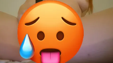Verwöhne meine geschwollene P***y mit massager