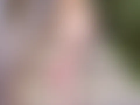 I am your goddess; you want to surrender to me🥰