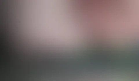 Mein Liebhaber war so erregt von meiner engen M****i, dass ich nicht widerstehen konnte und mich mit seinem heißen S****a füllte.