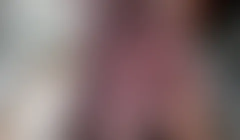 Heyho meine Lieben! :) Wie geht es euch? Heute mal wieder eine neue Frage.. Undzwar folgende: HATTEST DU SCHONMAL EINEN DREIER? UND HAST DU LIEBER FFM ODER MMF? .Schaut gerne die Antwort an :) Habt no