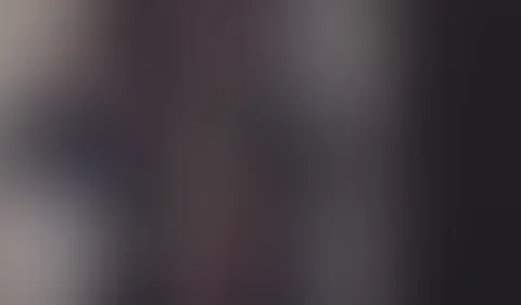 Im Stasiknast weht ein anderer Wind. Ich hätte mir nie vorstellen können, wie hart der Wind ist, der dortweht. Aber wahrscheinlich hätte ich mich auch nicht vom Oberleutnant erwischen lassen sollen. U