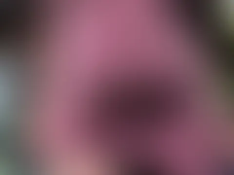 Kleines verführerisches luder im Garten 🫜 hoffentlich schauen die Nachbarn zu😚🤤