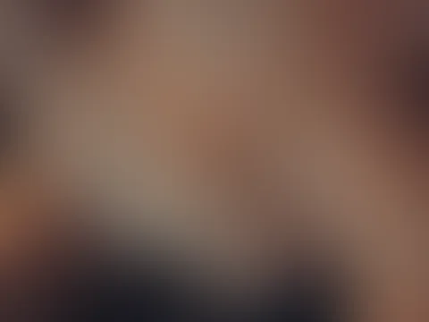 Freitagabend. Ich hab da so meine Pläne… Willst du Teil davon sein? 🔥😏