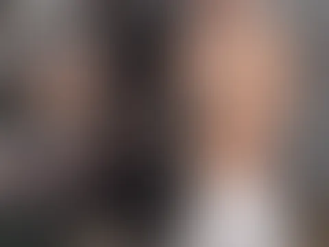 Das 1 von 4 Garagen-Videos oft da ! Viel Spaß damit !