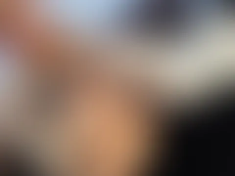 Guten morgen đ Heute wird wieder bestes Wetter ! FĂŒr dich ist die Woche bald endlich geschafft, richtig ? đ Schau doch mal bei mir vorbei & erzĂ€hl mir deine versaute Gedanken. Ich fang an.. wir sitz
