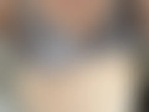 Heute mal in Grau. Wie Steht es mir? 😘 Sei ehrlich, schreib mir wie es dir so gefällt 😘